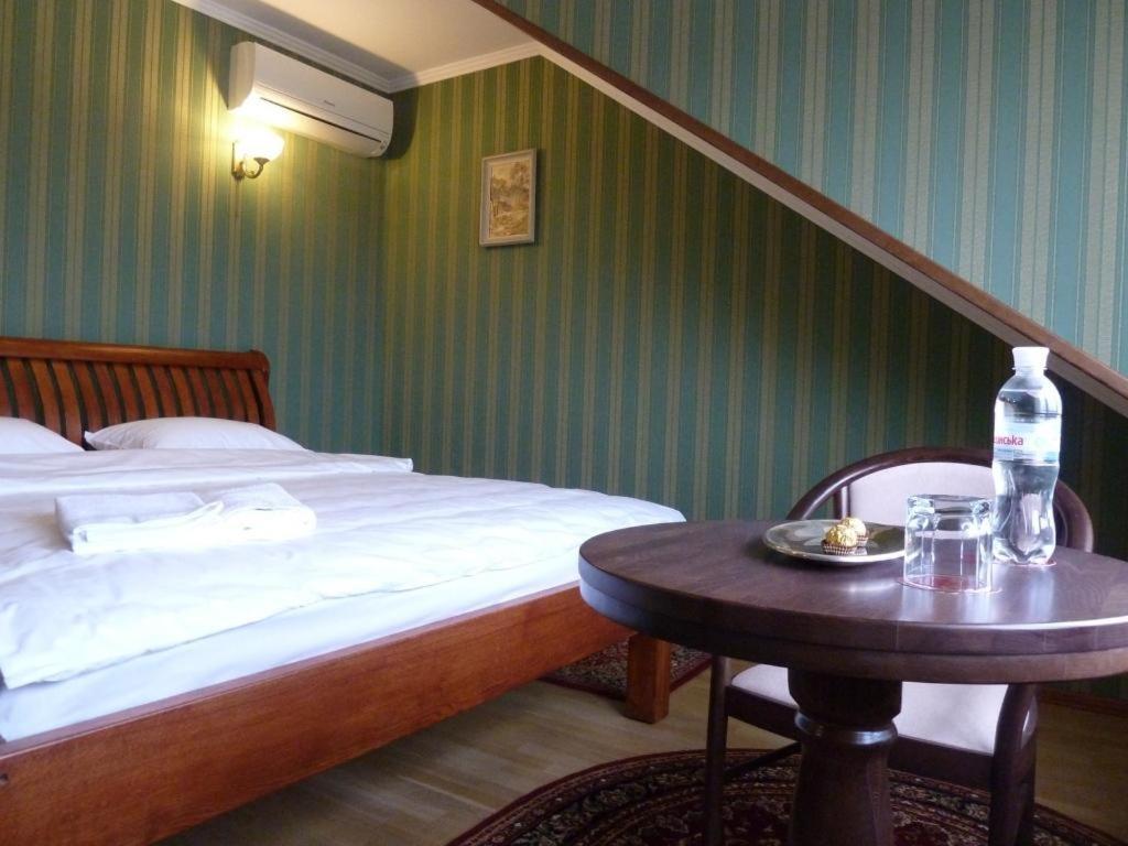 ホテル Maetok Country Club Petrovo エクステリア 写真