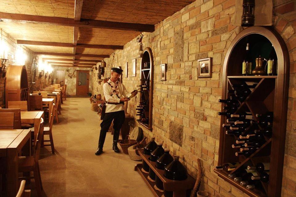 ホテル Maetok Country Club Petrovo エクステリア 写真